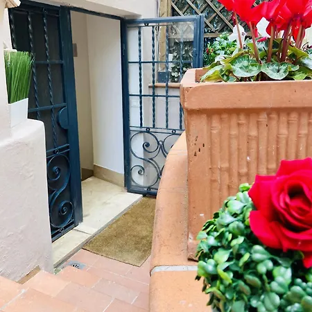 Holiday home La Borghese Rome